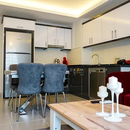 Plaza Down Town Marina Apartment *